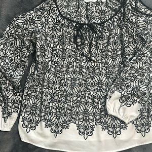 New York & Company Black and white long sleeve blouse with open shoulder